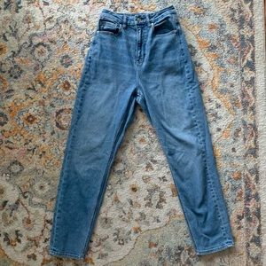 American eagle super high rise curvy mom jean size 2